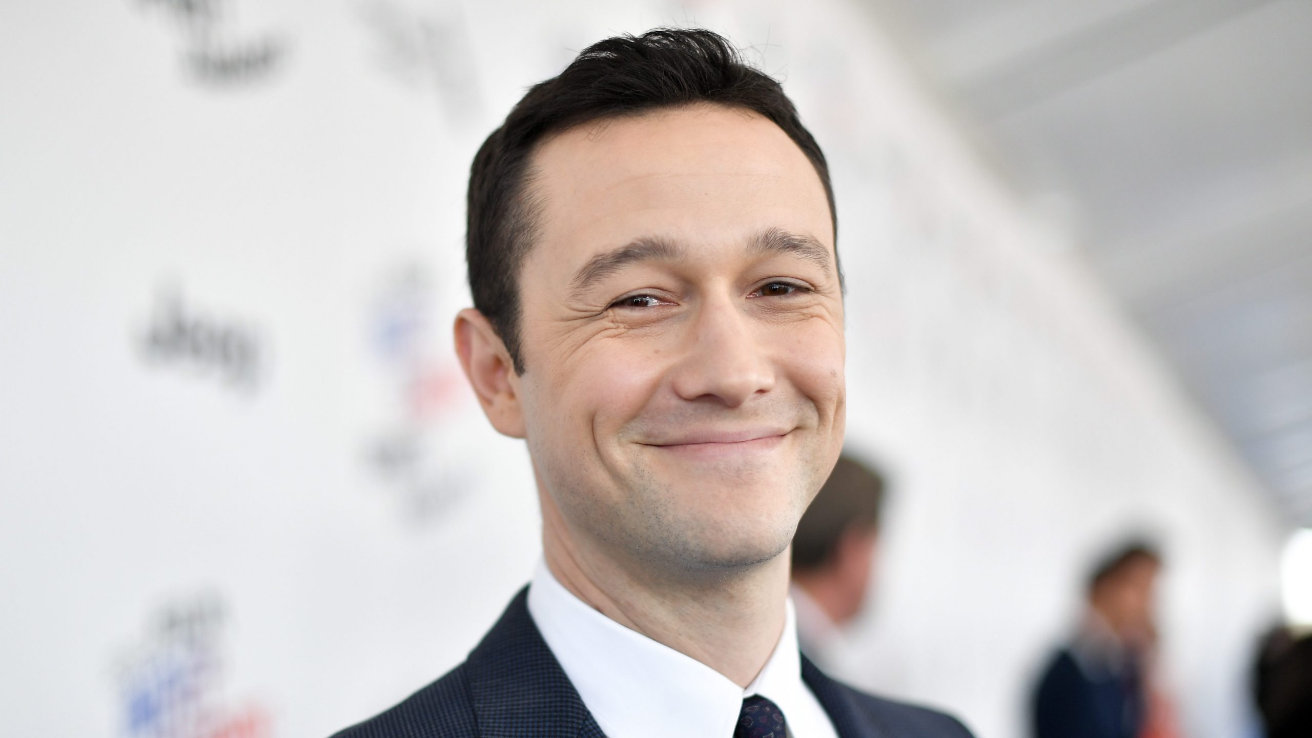 Se convertirá en grillo Anuncian que Joseph Gordon Levitt será parte