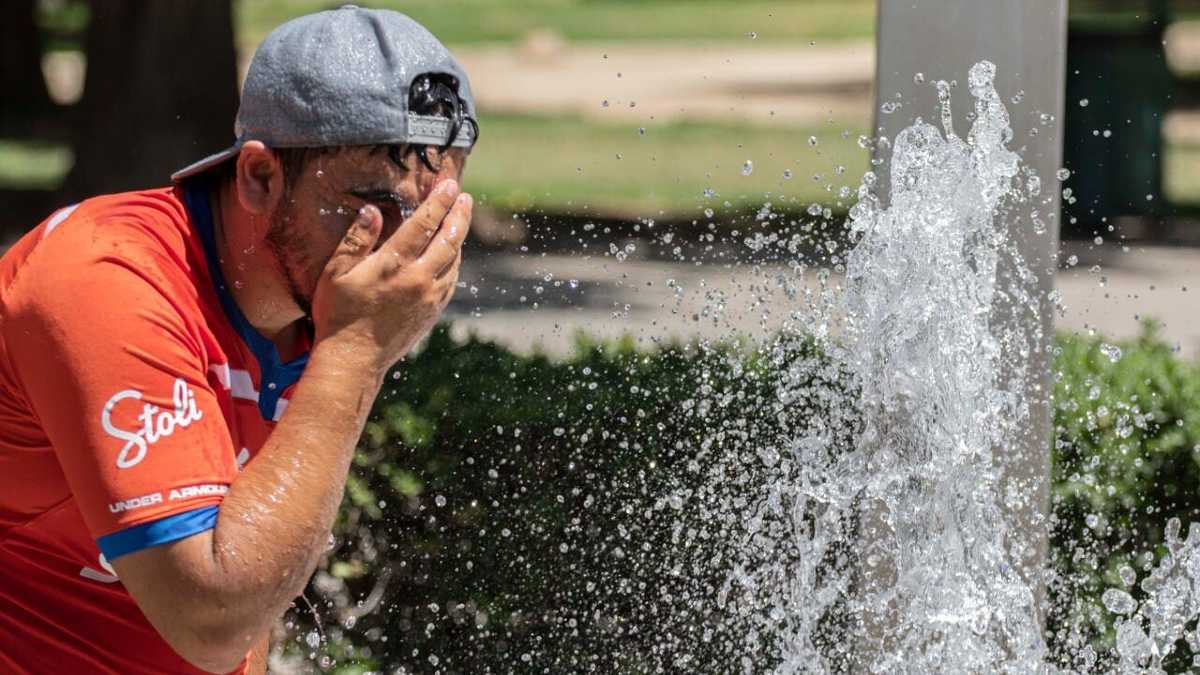 Ola de Calor en Santiago Pronóstico del tiempo para la Región