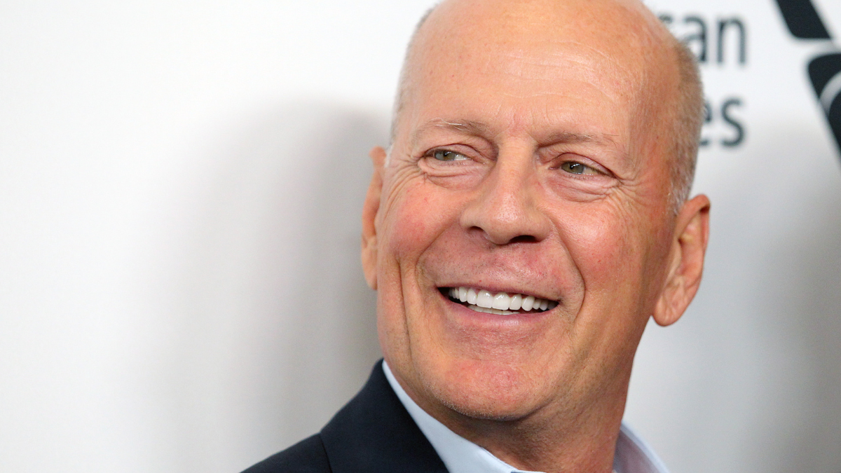 Bruce Willis Reaparece En Emotivo Video De Su Cumplea Os Rock Pop