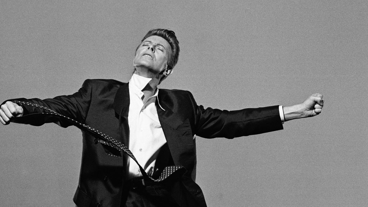 David Bowie cumplen 30 años del lanzamiento del mítico Black Tie