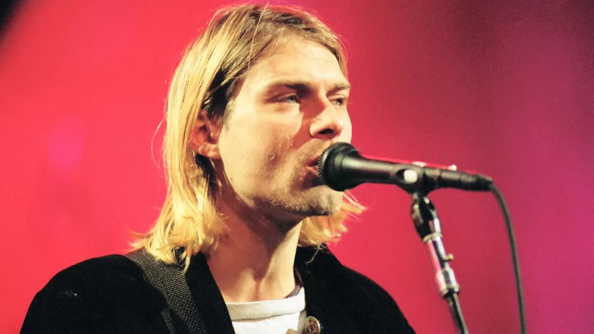 Biógrafo revela la icónica canción de Nirvana que Kurt Cobain le