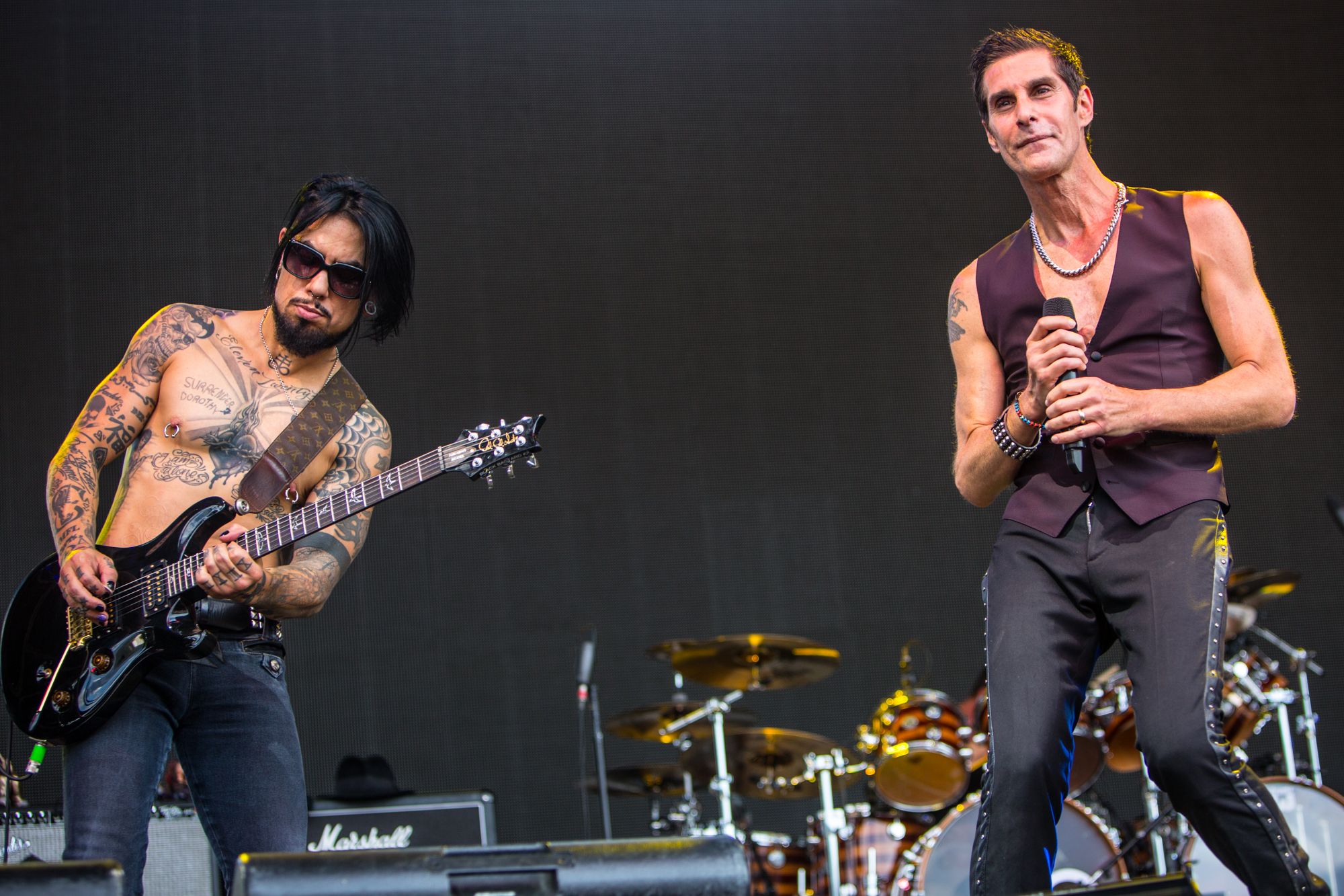 Perry Farrell anuncia regreso de Jane´s Addiction en extravagante show