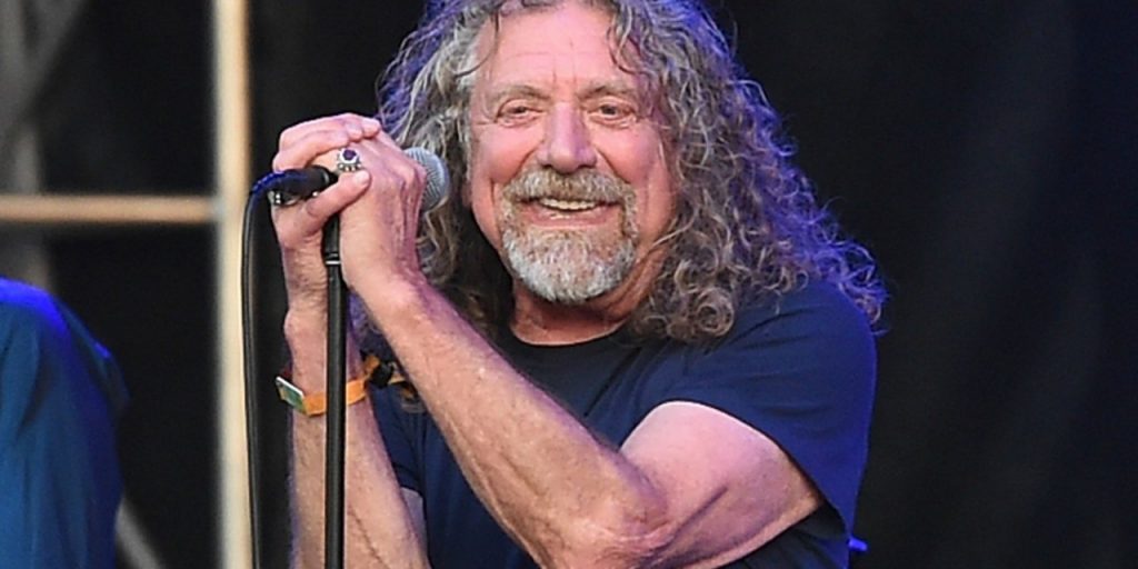 robert plant donacion uniformes medicos