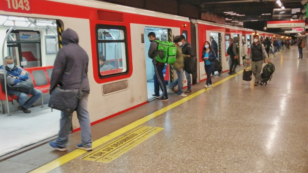 desfibriladores metro de santiago