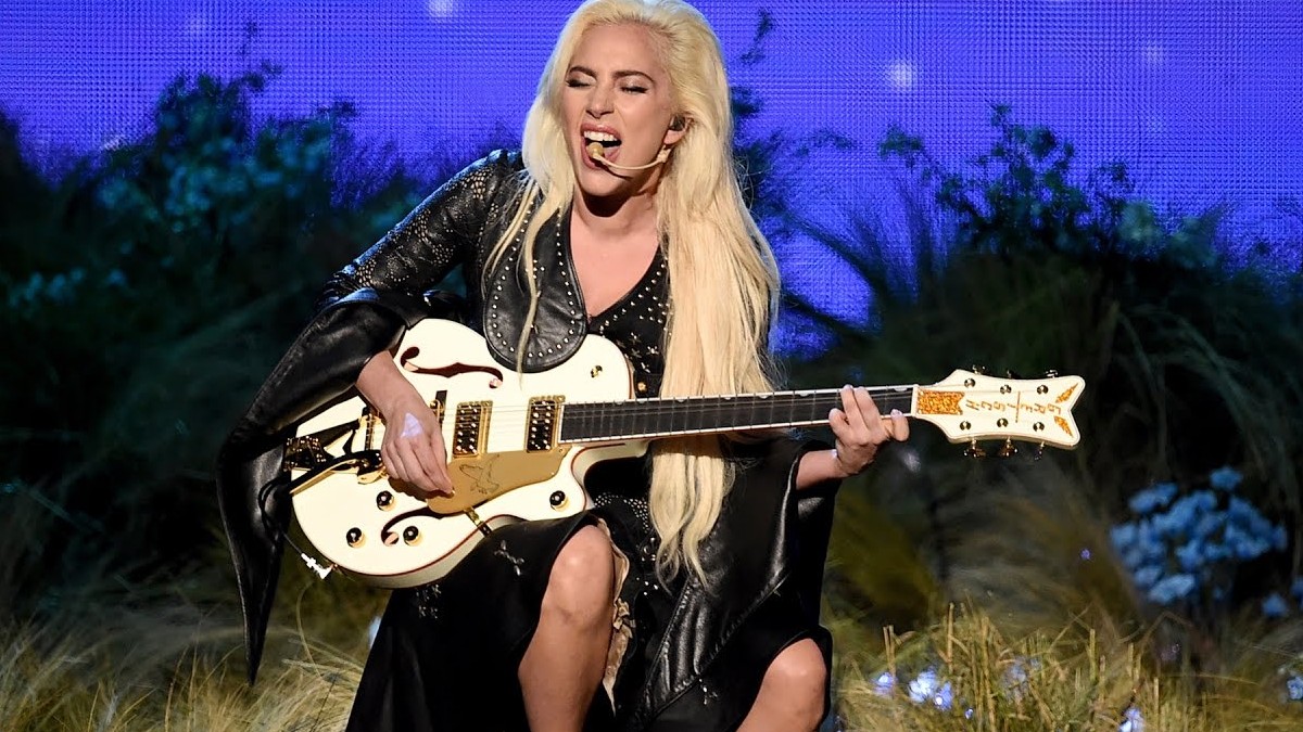 Lady Gaga regresa para concierto en el icónico MTV Unplugged — Rock&Pop