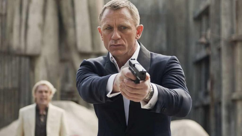 Daniel Craig