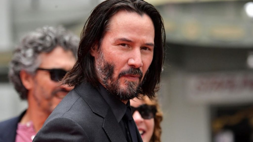 Keanu Reeves persona de color