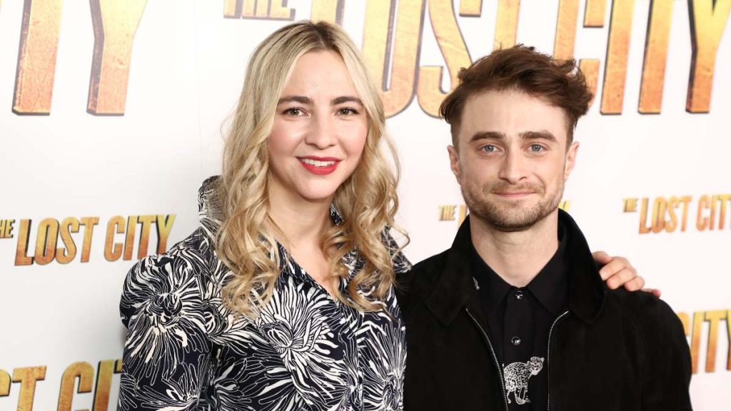 Erin Darke Daniel Radcliffe Pareja