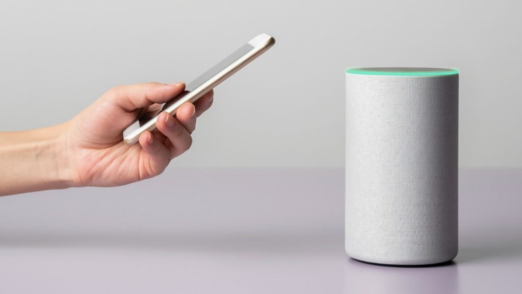 smart speaker como escuchar radio