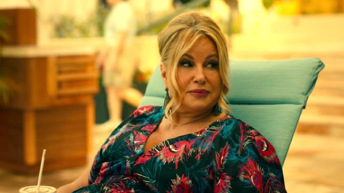 The White Lotus Jennifer Coolidge Fue A Parar Al Hospital — Rockandpop