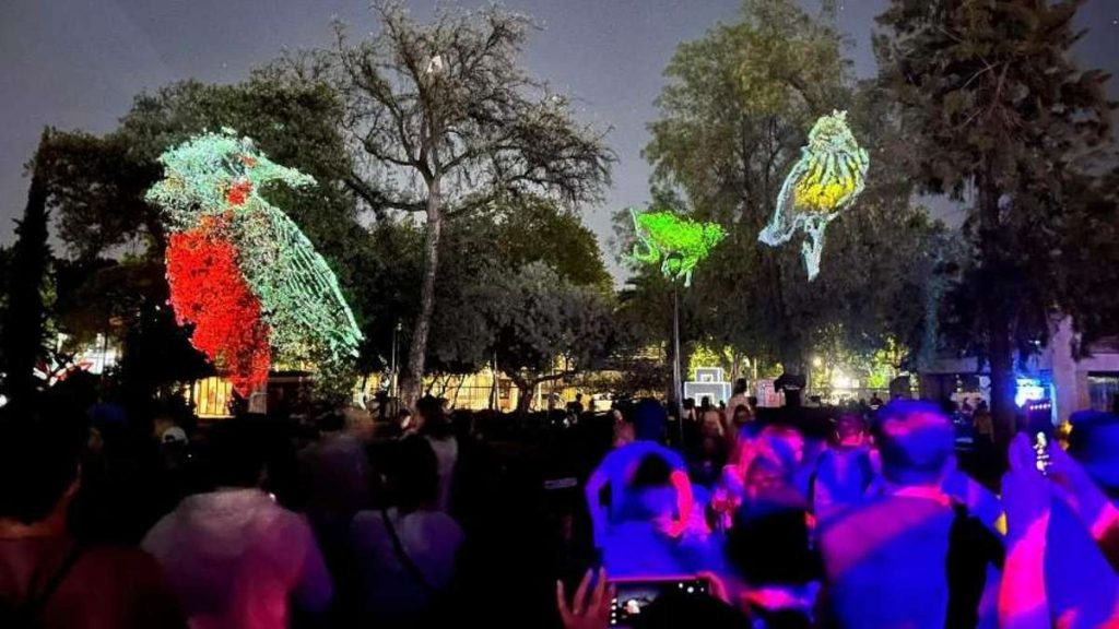 parque de las esculturas luces