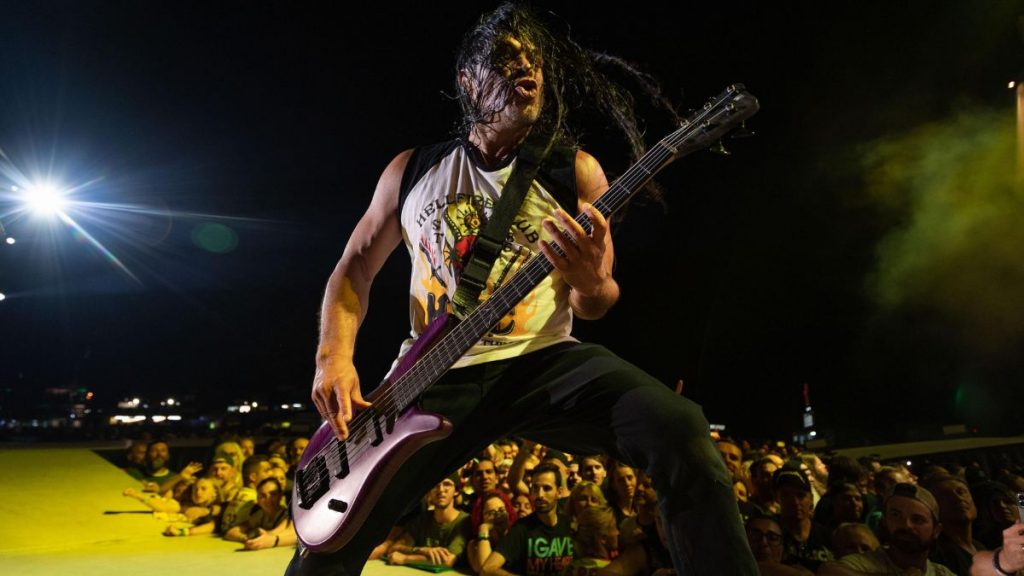 Robert Trujillo cabello