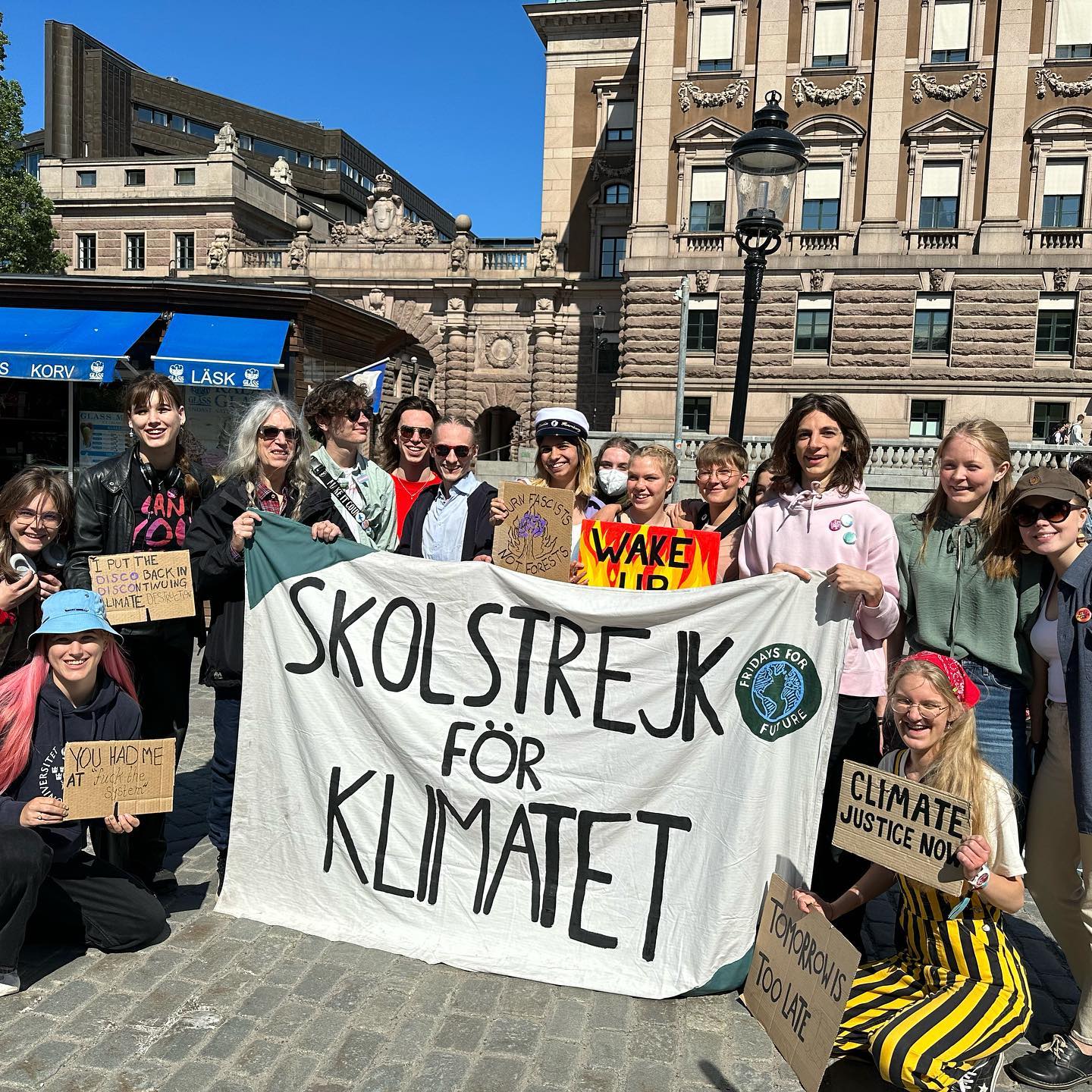 Greta Thunberg y Patti Smith en protesta por el clima