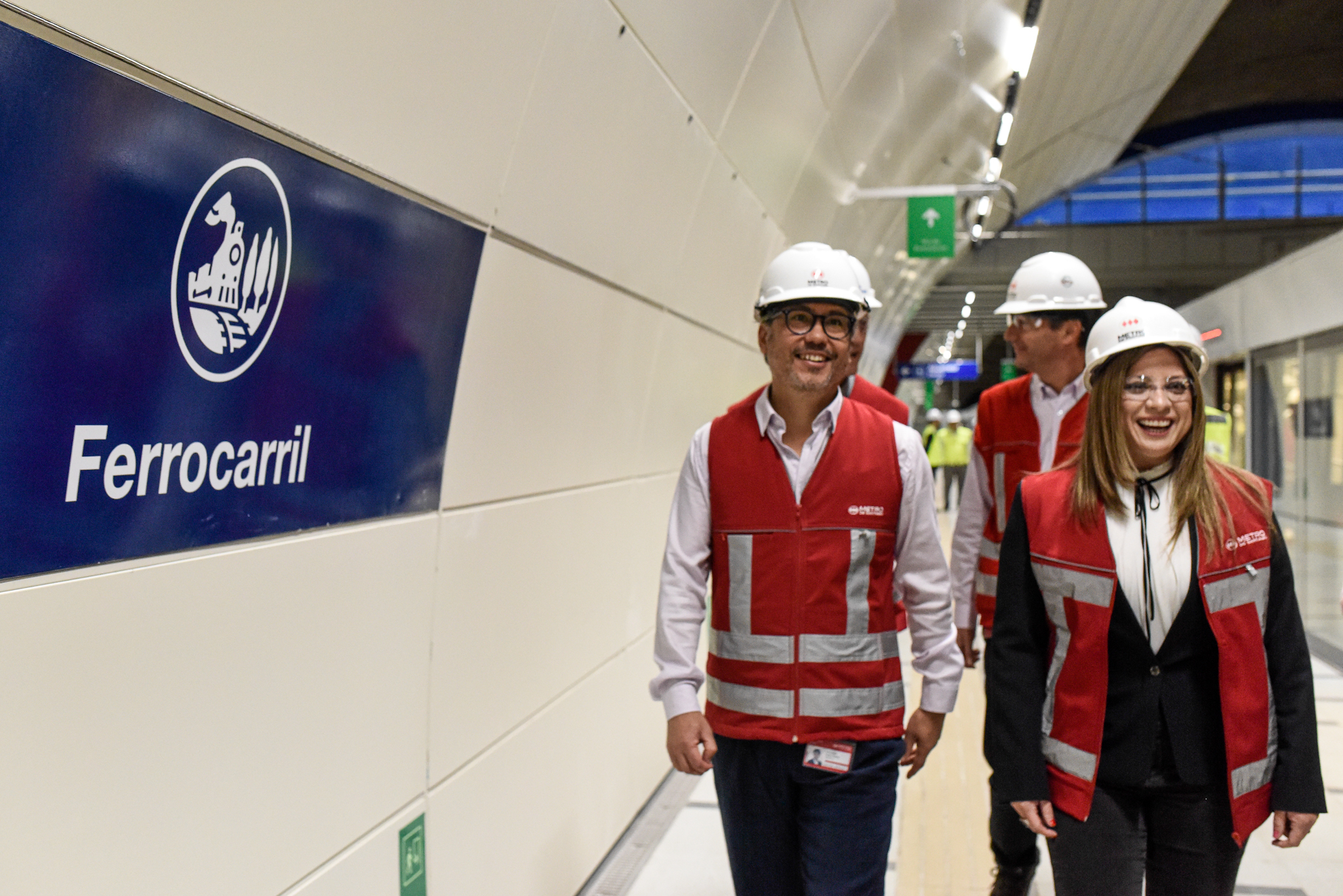 Estación Ferrocarril Metro de Santiago. Foto: Agencia Uno.