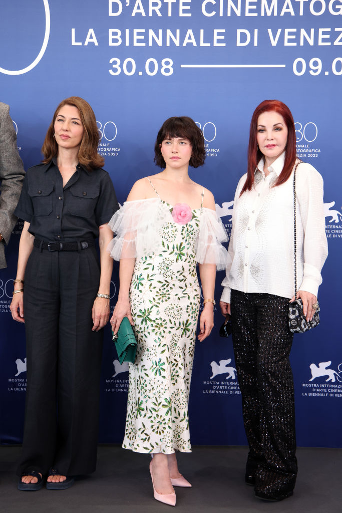 Sofia Coppola, Cailee Spaeny y Priscilla Presley. Foto: Getty Images.