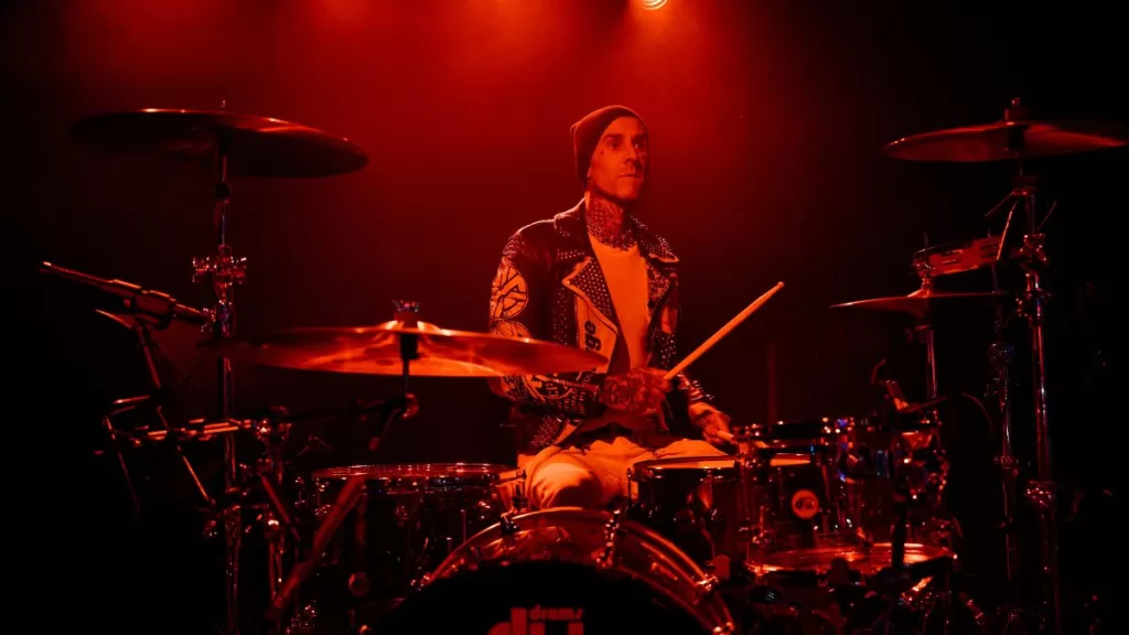 Travis Barker Covid19