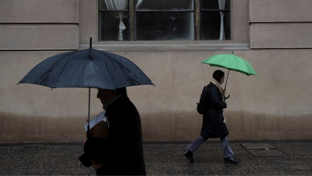 Lluvia en Santiago