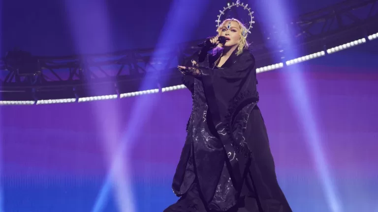 Madonna Revive Canciones Tras D Cadas Sin Tocarlas En Primer Show De   Madonna Celebration Tour 768x432.webp