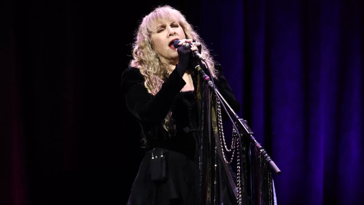 Stevie Nicks aplaude la miniserie basada en la historia de Fleetwood Mac:  "Es muy real" — Rock&Pop