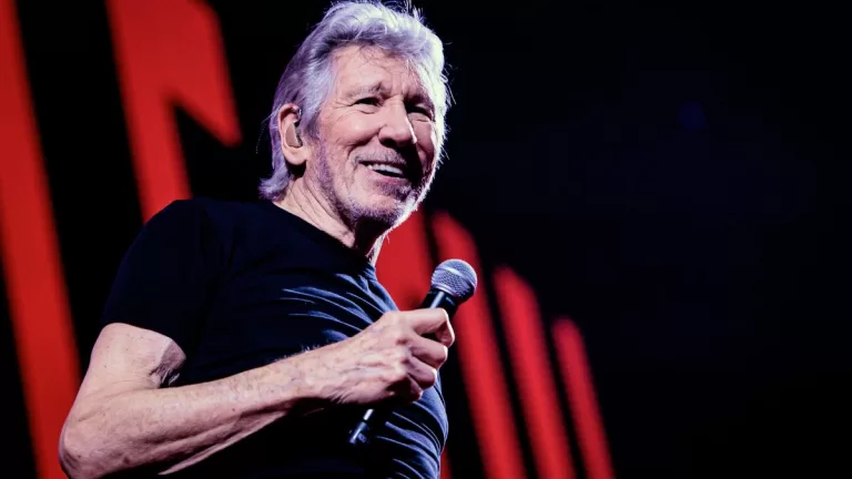 Roger Waters GettyImages-1478525921 web