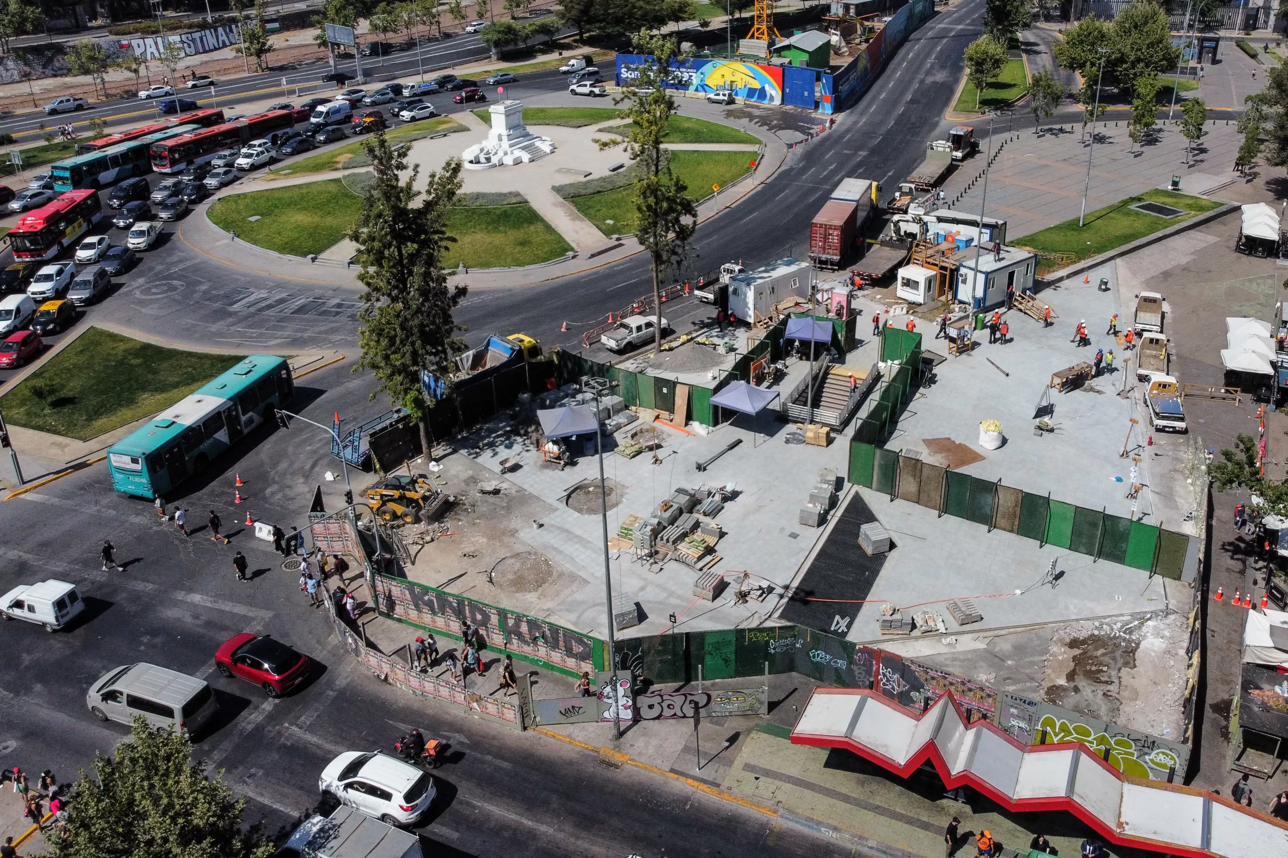 Obras Acceso Baquedano. Foto: Agencia Uno.