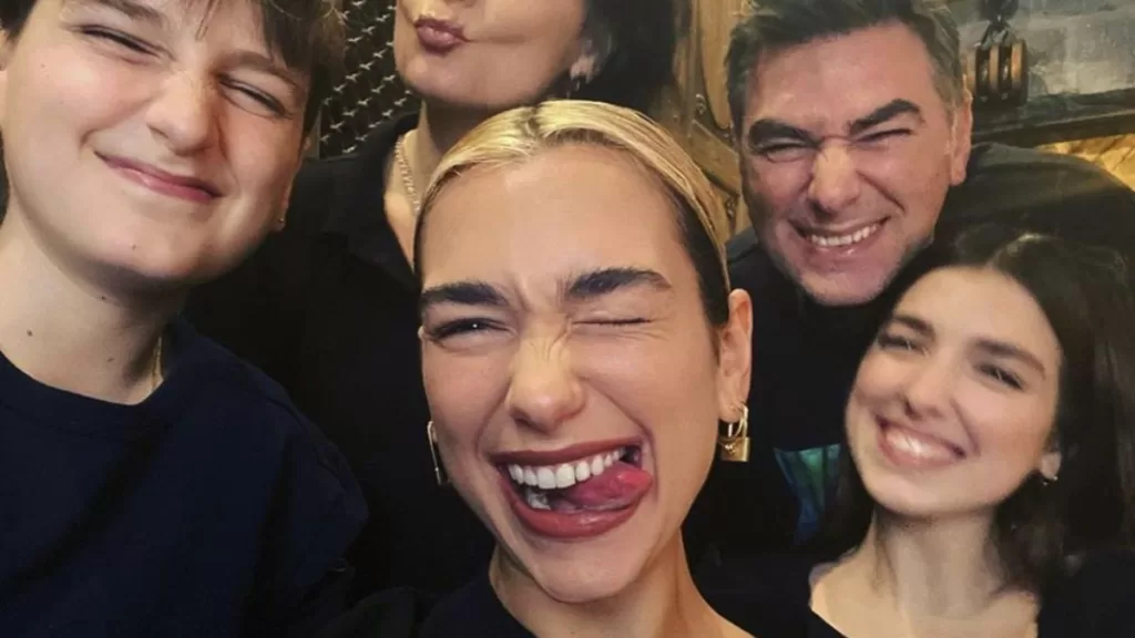 Dua Lipa