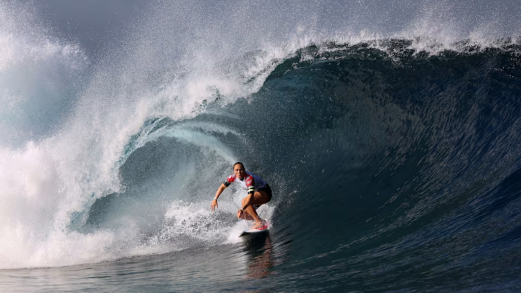 Competencias de surf en tahití para paris 2024