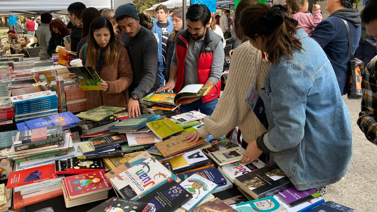 Anteriores edición de la Feria de Remate de Libros (Fondo de Cultura Económica)