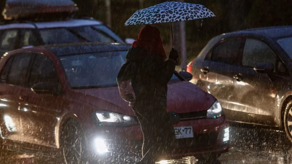 Lluvia en Santiago 13 de agosto