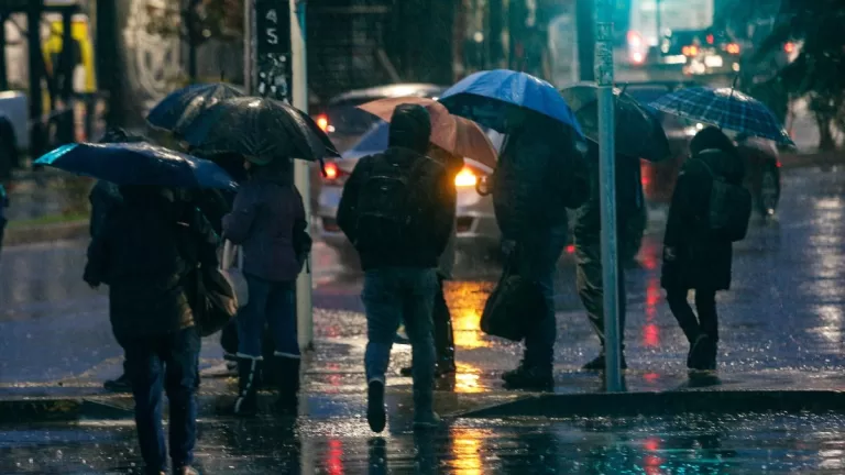 Lluvia en santiago 1 de agosto A_UNO_1586735 web