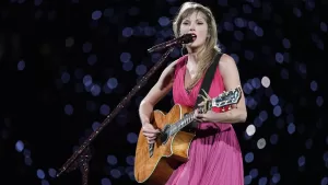 Taylor Swift GettyImages-2163970308 web