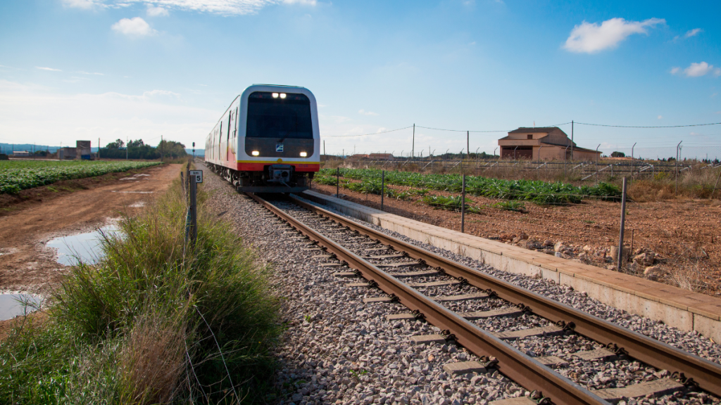 tren en puerto montt