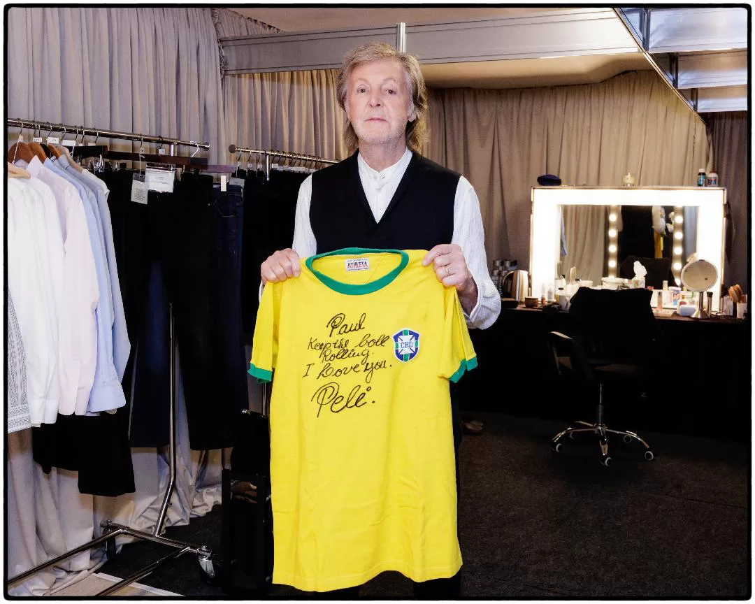 Paul McCartney polera Pelé