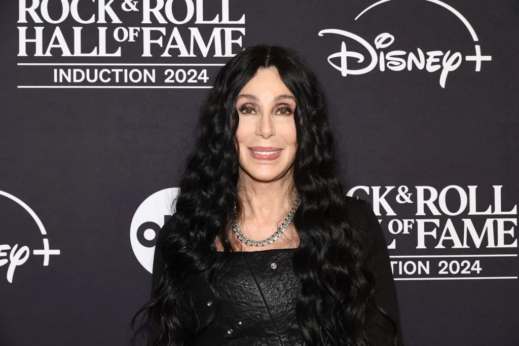 Cher en la ceremonia de inducción al Salón de la fama del Rock & Roll | Getty Images