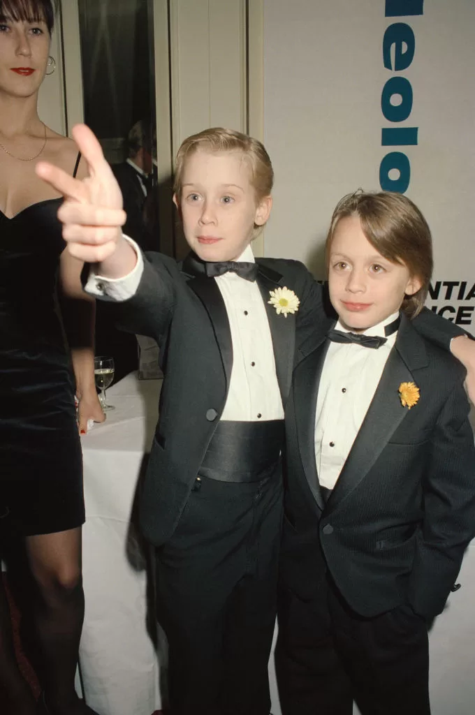 Kieran y Macaulay Culkin en 1990. Foto: Getty Images.