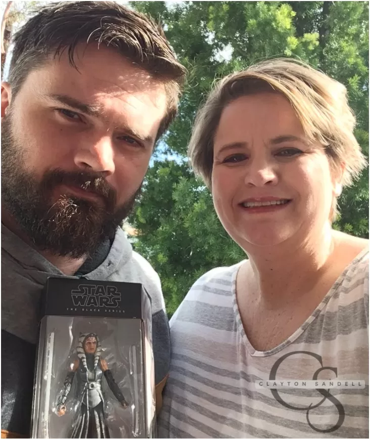 Jake Lloyd junto a su madre en 2024 | Cleyton Sandell